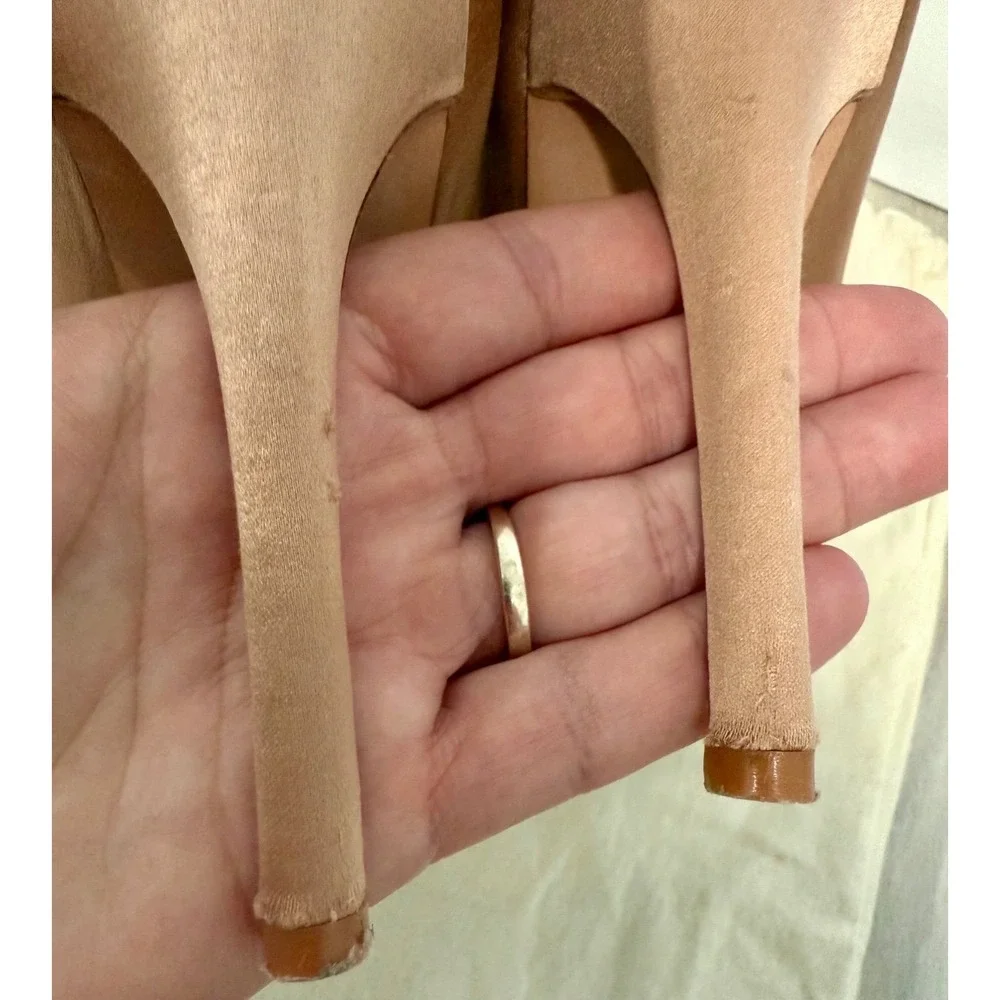 Badgley‎ Mischka Peep Toe Heels Embellished Satin Rose Gold Size 8.5